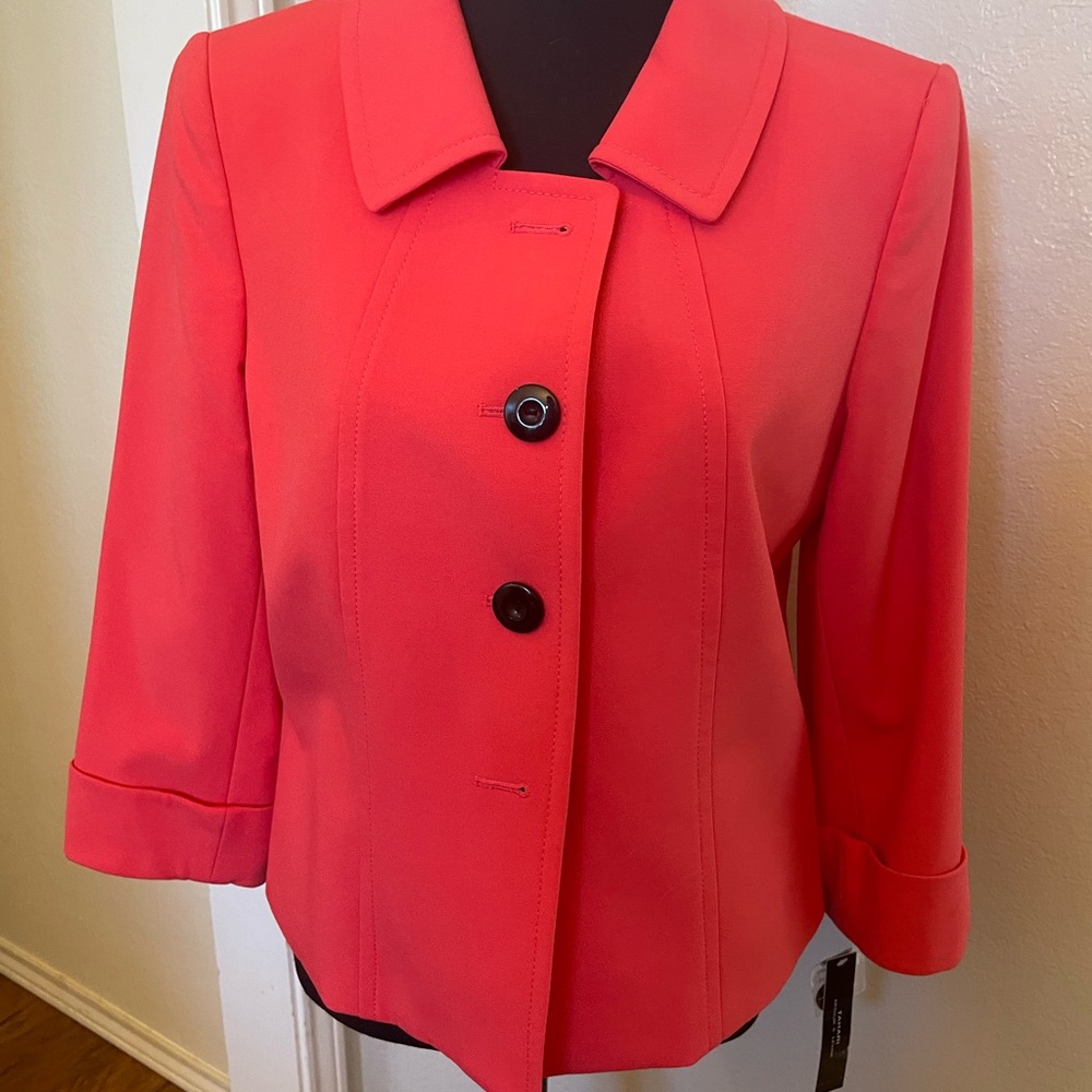 Pink Tahari blazer 8 NWT